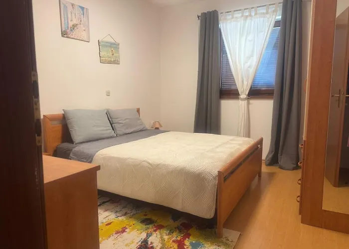 Strawberry 3 波雷奇