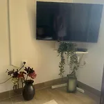 شقة Strawberry 3 *