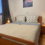 Strawberry 3 شقة بوريتش