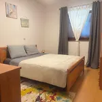 Strawberry 3 بوريتش