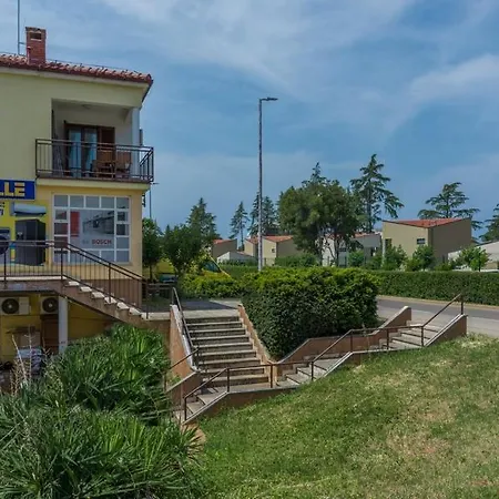 Strawberry 3 Apartman *