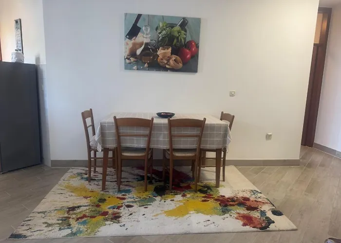 Strawberry 3 Апартаменты *