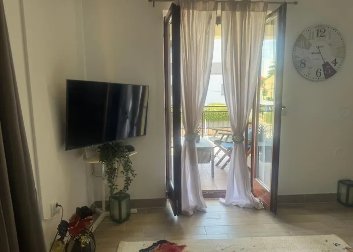 Apartment Strawberry 3 *