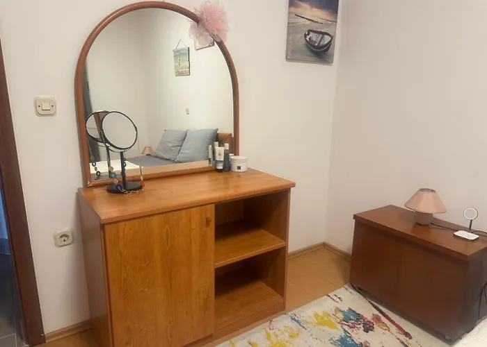 Apartment Strawberry 3